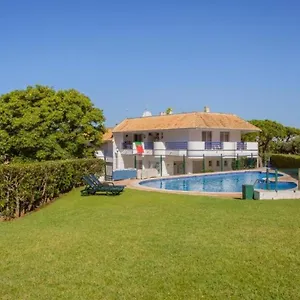 Villa Fernando, Quarteira
