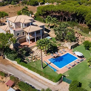 Villa Luxuosa Moradia V5 Em - Greice Homes, Quarteira
